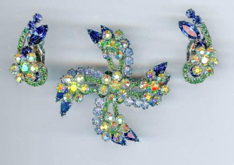 Front view of Blue Navettes Earrings Clip