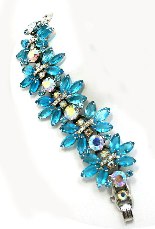 Front view of Blue Navettes Bracelet 5 Link