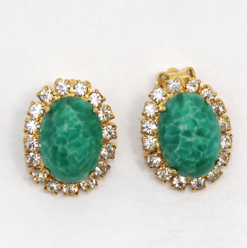 Front view of Green Cabochons Earrings Clip