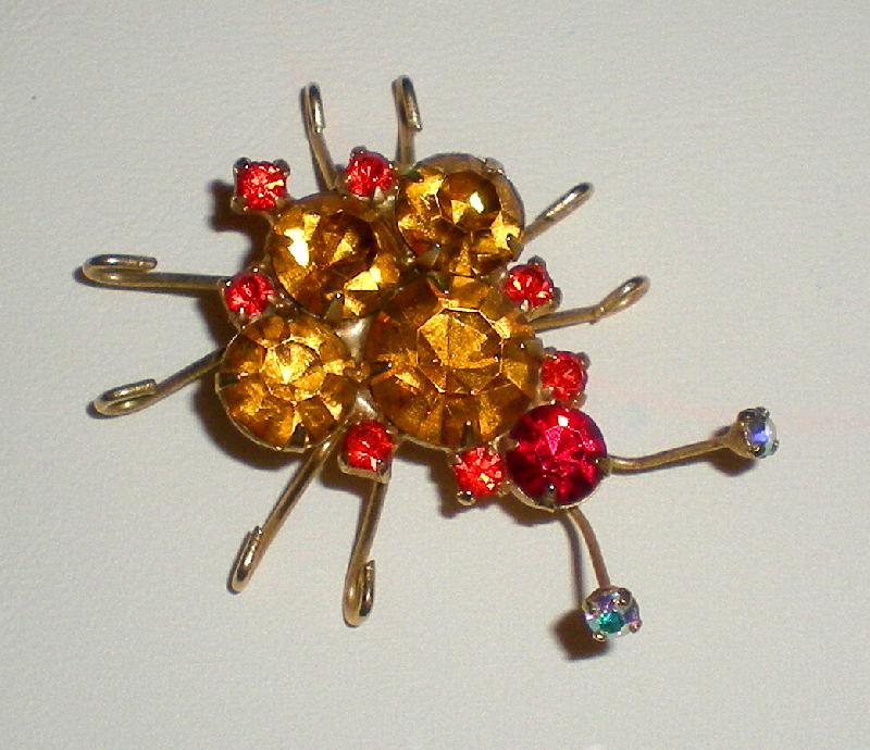 Front view of Topaz Chatons Only Brooch