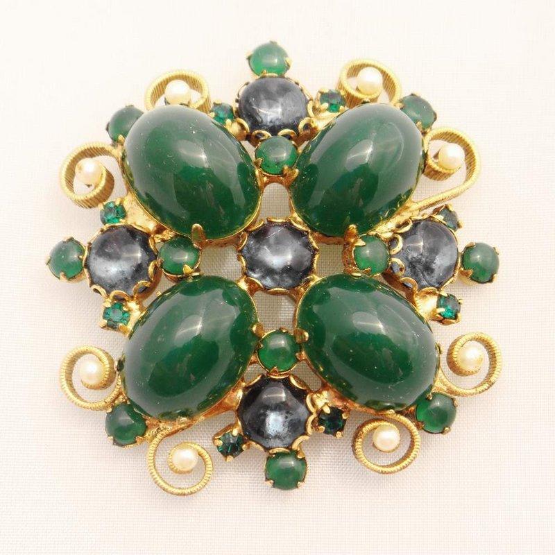 Front view of Green Cabochons Plastic Brooch