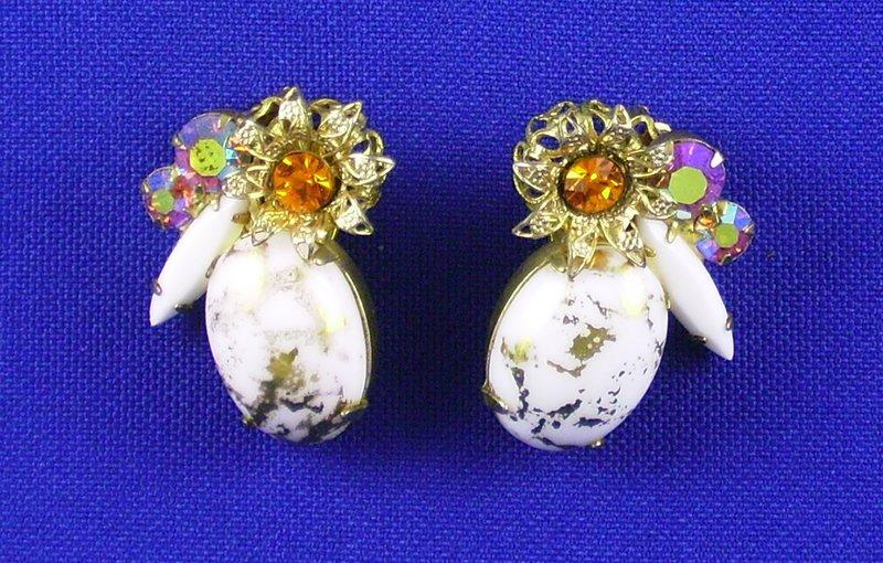 Front view of White (chalk Or Milk) Cabochons Spotted Earrings Clip