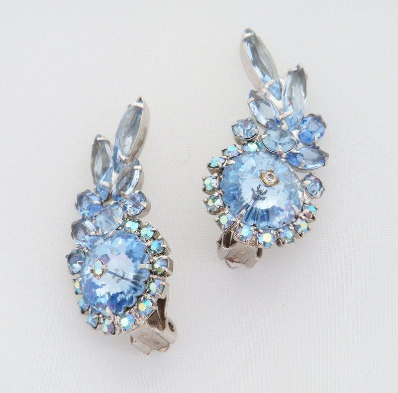 Front view of Blue Navettes Rivoli/Margarita Earrings Clip