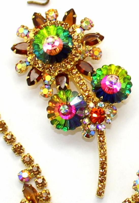 Front view of Topaz Navettes Rivoli/Margarita Brooch
