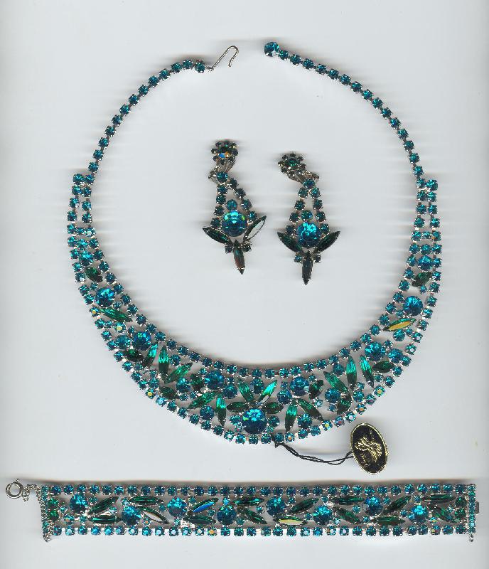 Front view of Blue Navettes Earrings Clip