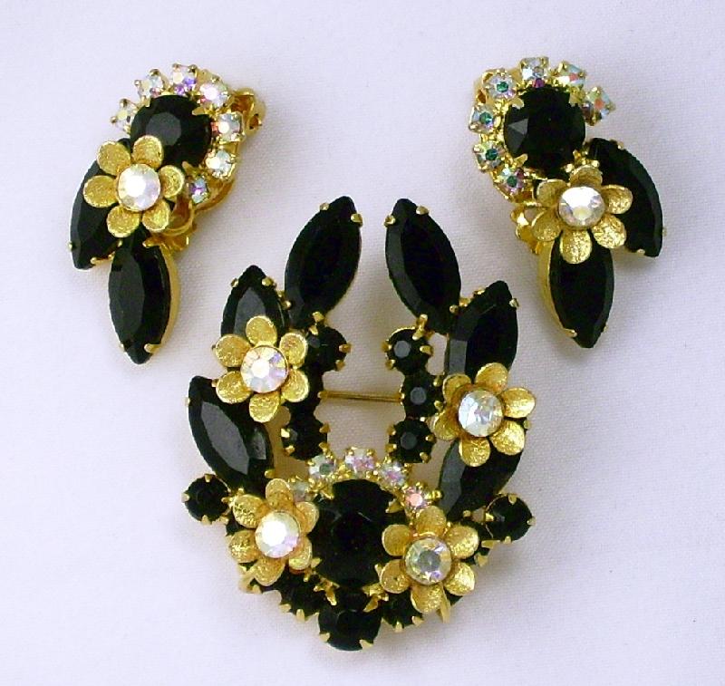 Front view of Black (jet) Navettes Brooch