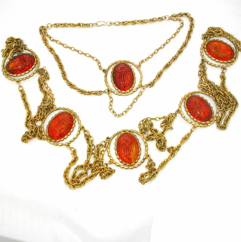 Front view of Red Cabochons Molded/Cut Belt