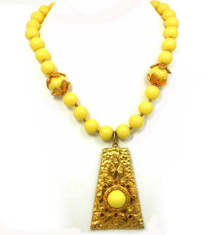Front view of Yellow Cabochons Plastic Necklace