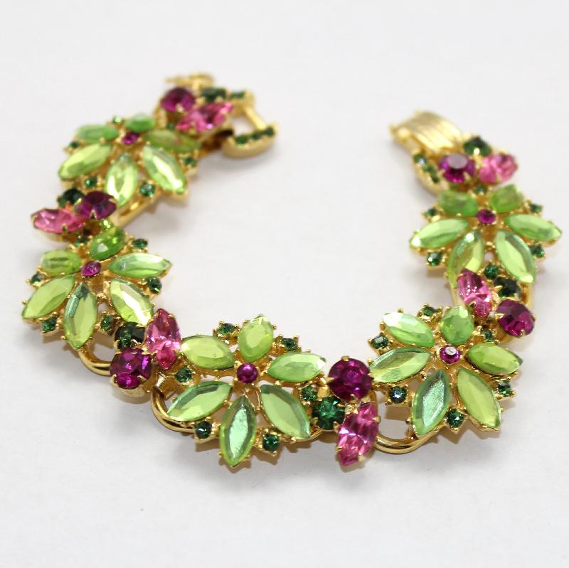 Front view of Green Navettes Bracelet 5 Link