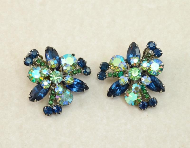 Front view of Blue Navettes Earrings Clip