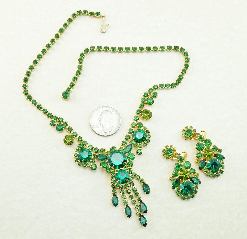 Front view of Green Navettes Necklace