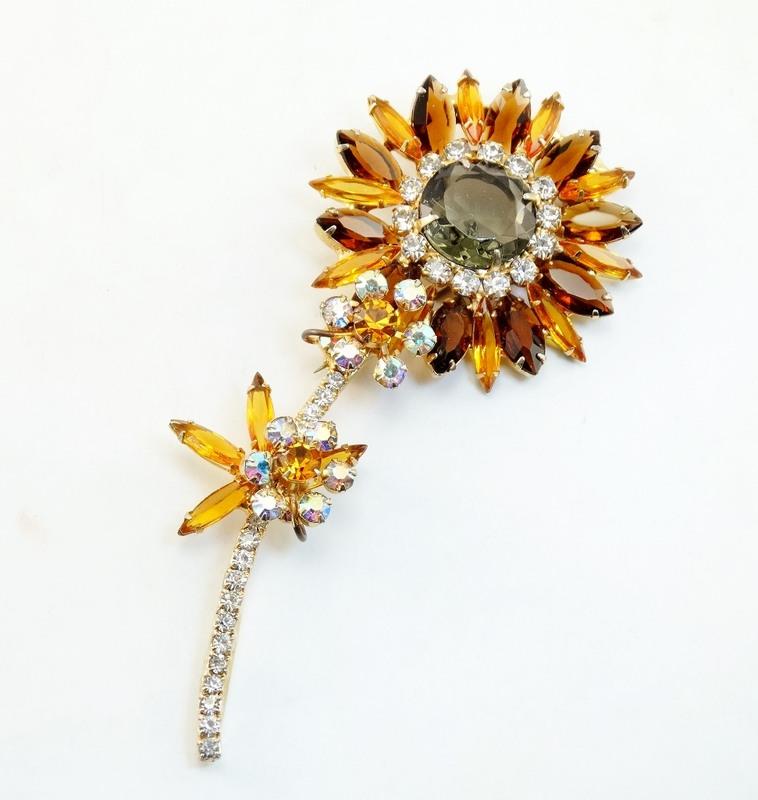Front view of Topaz Navettes Brooch