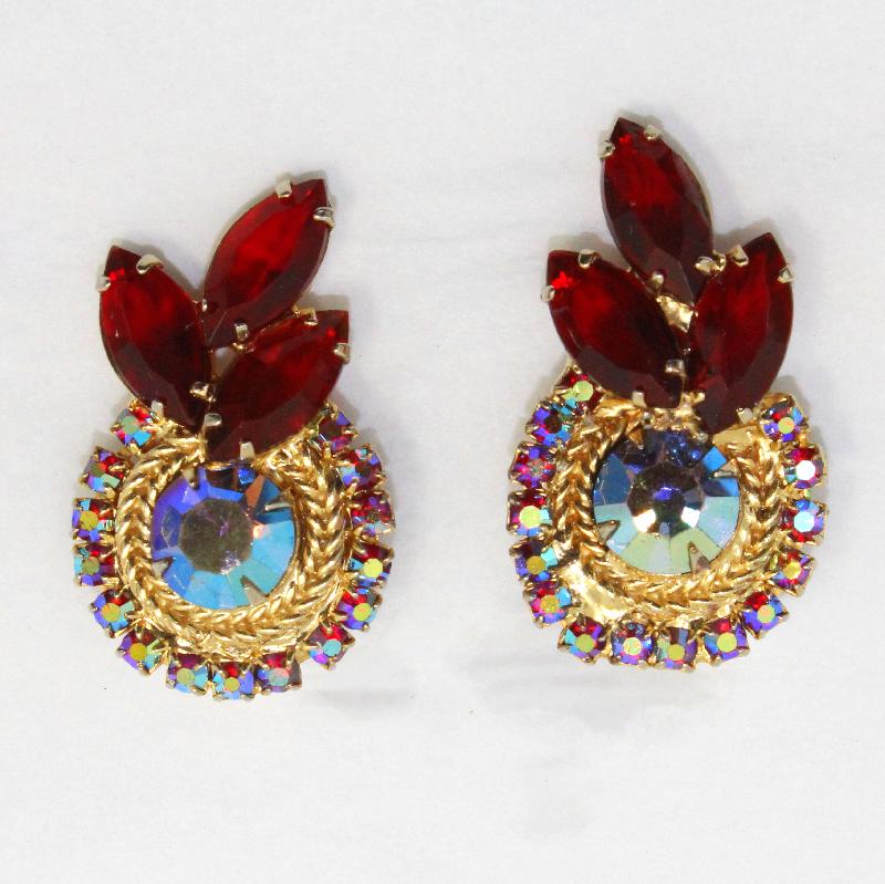 Front view of Red Navettes Earrings Clip