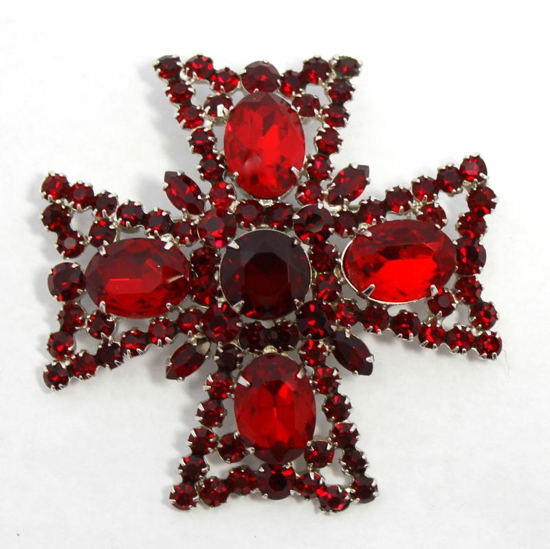 Front view of Red Oval Pin Pendant