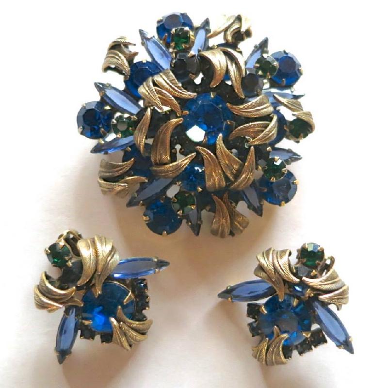Front view of Blue Navettes Earrings Clip