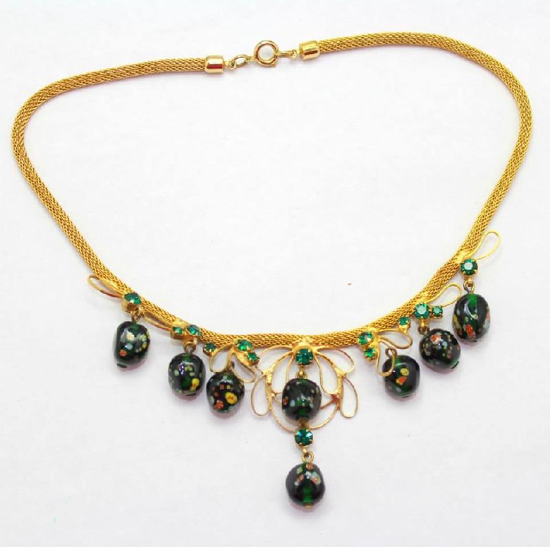 Front view of Green Chatons Only Necklace