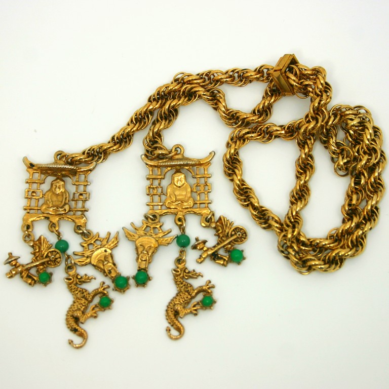 Front view of Green Cabochons Necklace