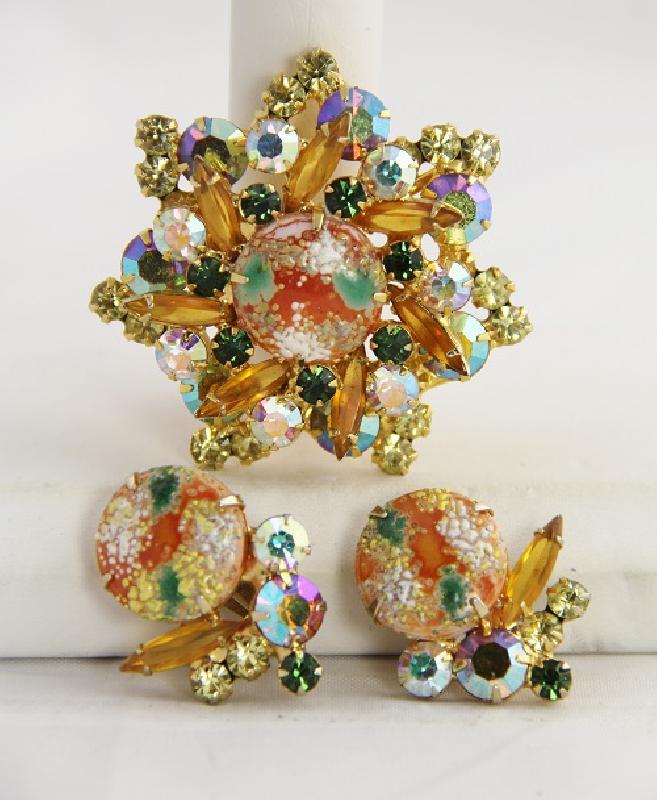 Front view of Topaz Cabochons Painted (hand/Transfer) Brooch