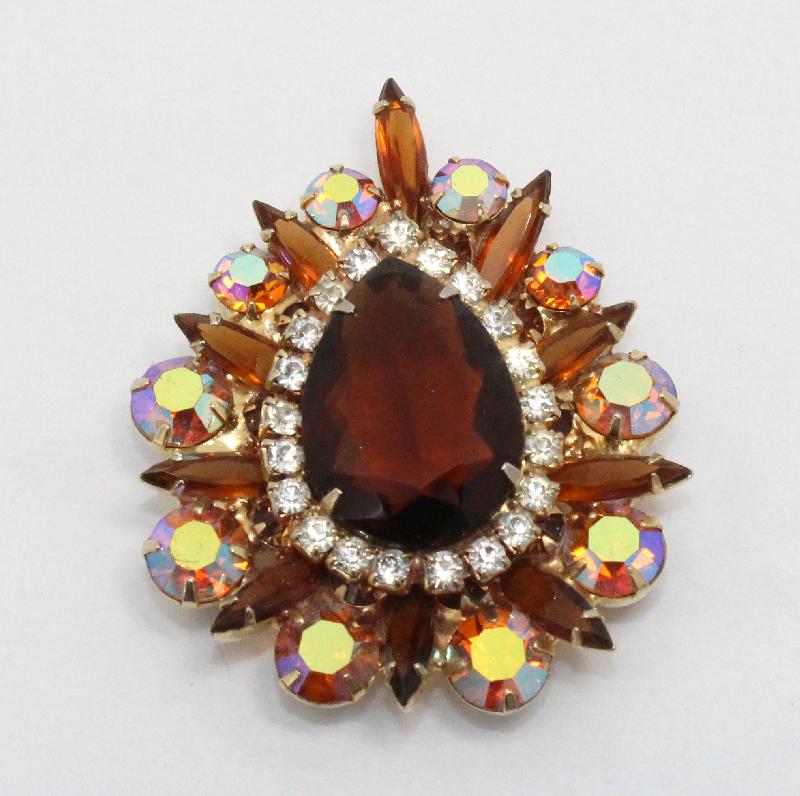 Front view of Topaz Pear Pin Pendant