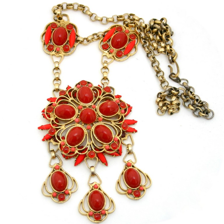 Front view of Red Cabochons Necklace