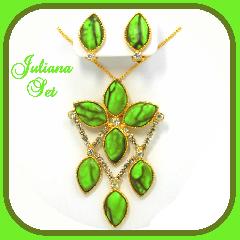 Green Pear Plastic Pin Pendant