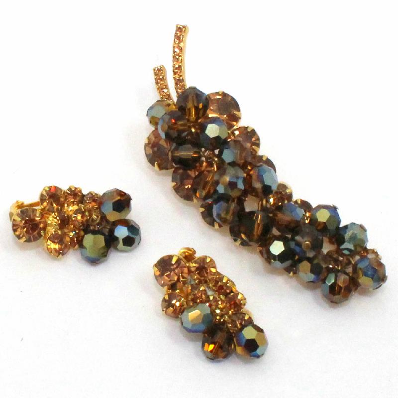 Front view of Topaz Chatons Only Earrings Clip