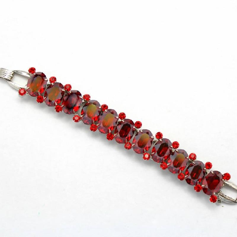 Front view of Red Oval Bracelet 5 Link