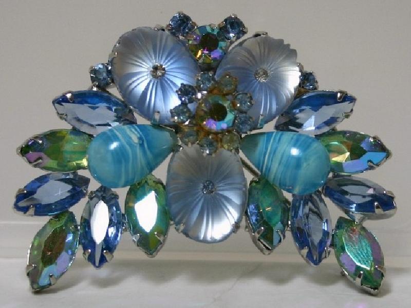 Front view of Blue Pillowcase Brooch