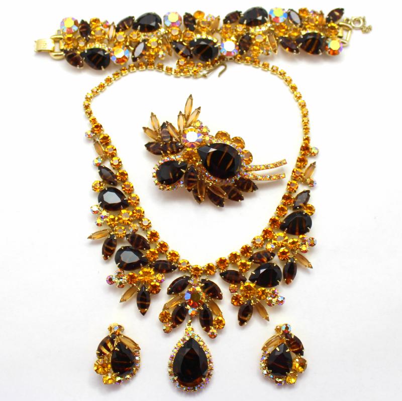 Front view of Topaz Pear Striped Necklace