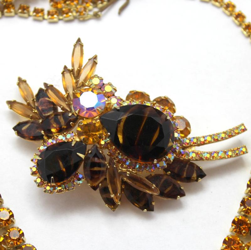 Front view of Topaz Pear Striped Brooch