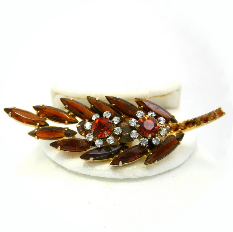 Front view of Topaz Navettes Brooch