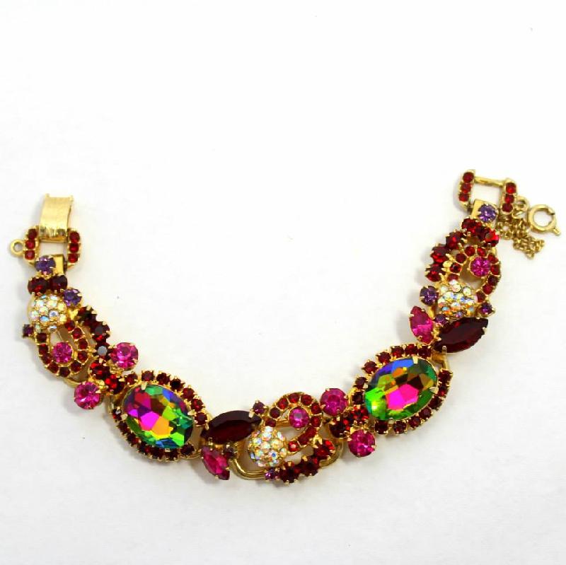 Front view of Red Oval Multi-Color/Shaded Bracelet 5 Link
