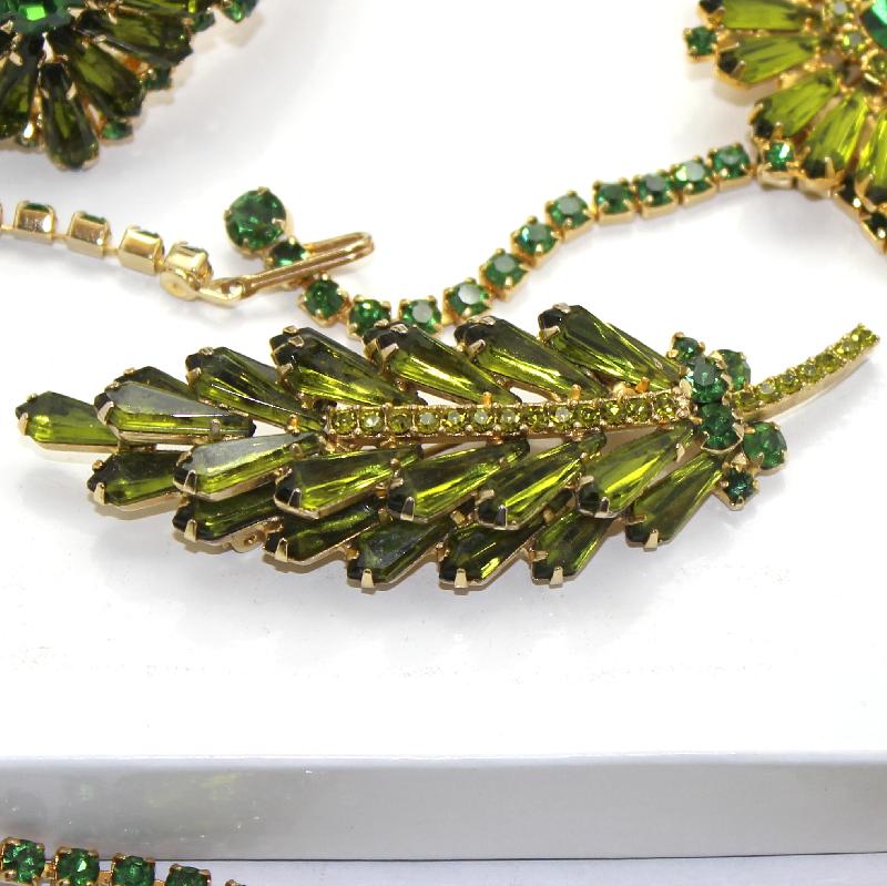 Front view of Green Spear Brooch