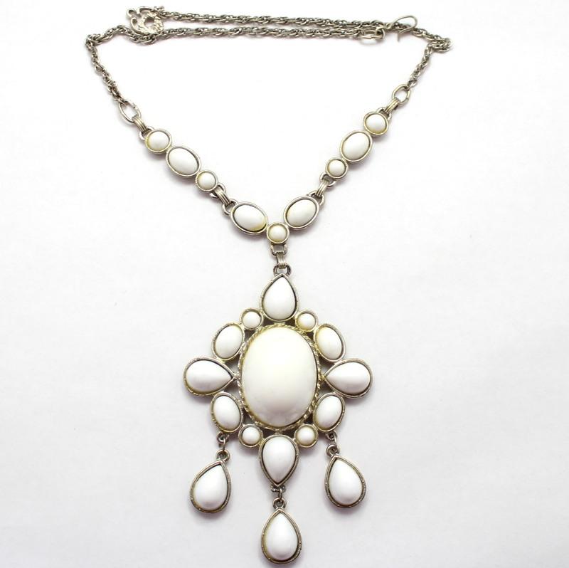 Front view of White (chalk Or Milk) Cabochons Necklace