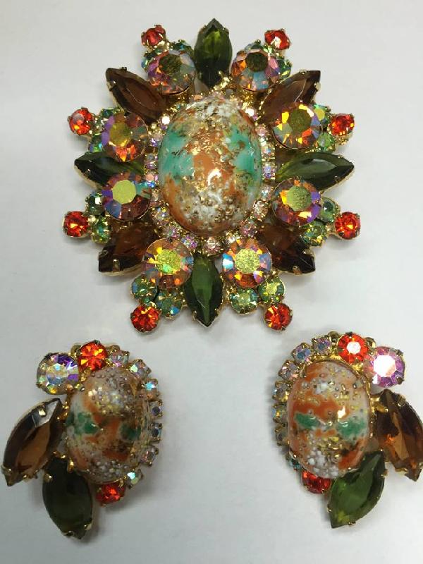 Front view of Fall Cabochons Painted (hand/Transfer) Brooch