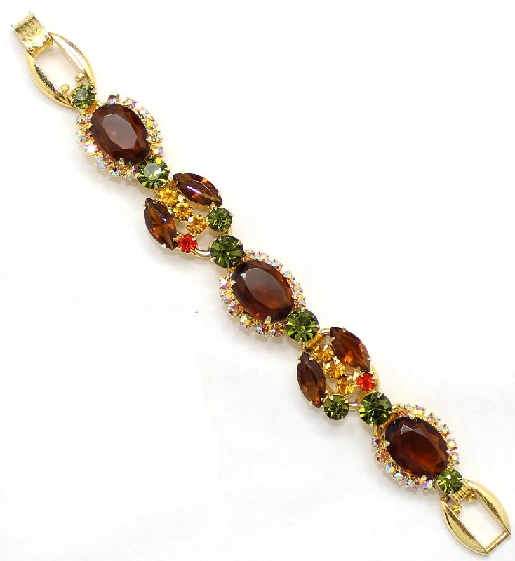 Front view of Fall Oval Bracelet 5 Link