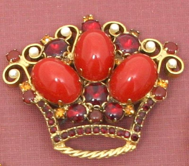 Front view of Red Cabochons Pearl Brooch