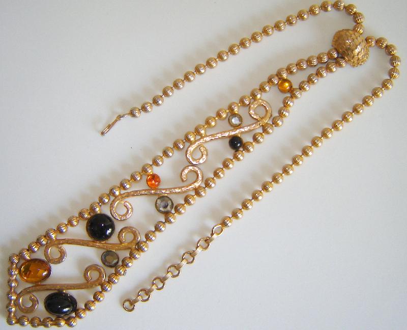 Front view of Topaz Cabochons Necklace