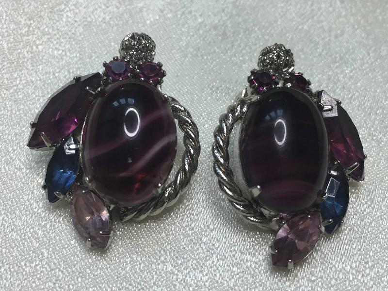 Front view of Purple (cardinal) Cabochons Striped Earrings Clip