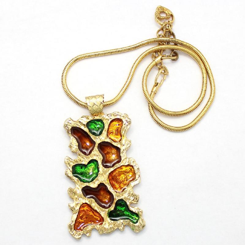 Front view of Multiple Colors Necklace