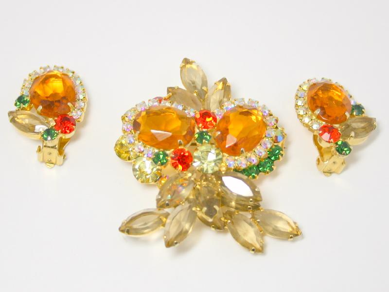 Front view of Yellow Oval Earrings Clip
