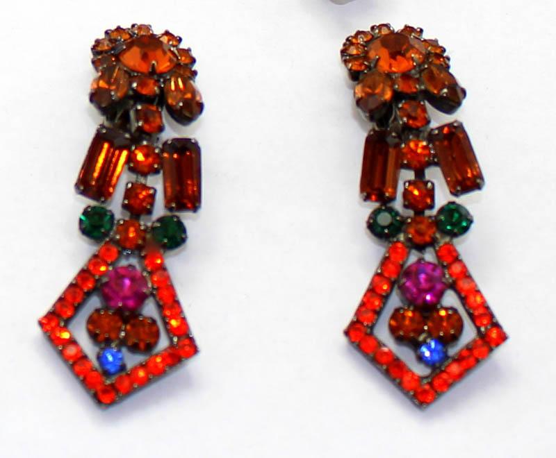 Front view of Orange Baguettes Earrings Clip