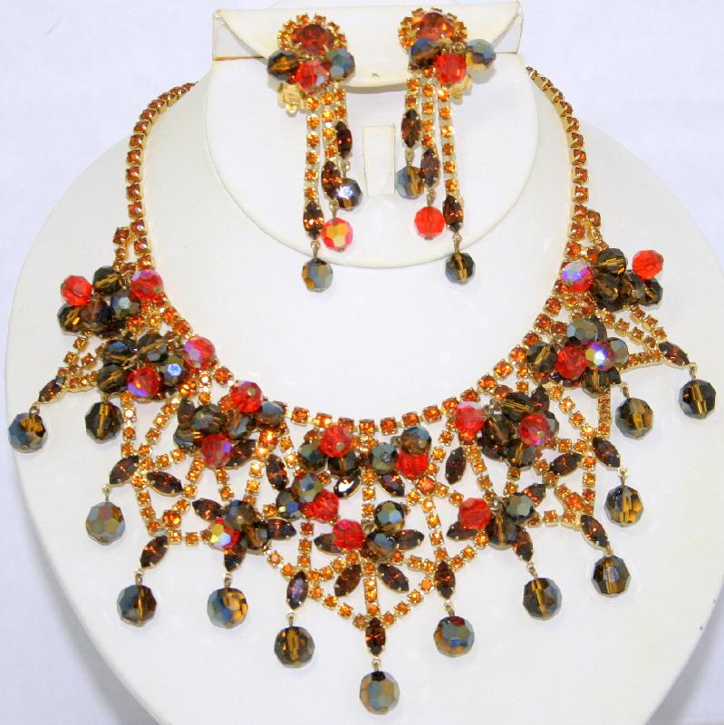 Front view of Topaz Chatons Only Earrings Clip