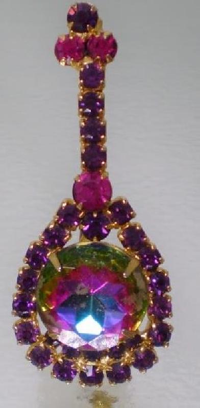 Front view of Purple (cardinal) Dentelle Multi-Color/Shaded Brooch
