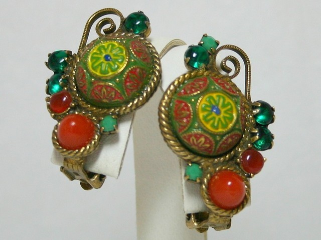Front view of Multiple Colors Cabochons Molded/Cut Earrings Clip
