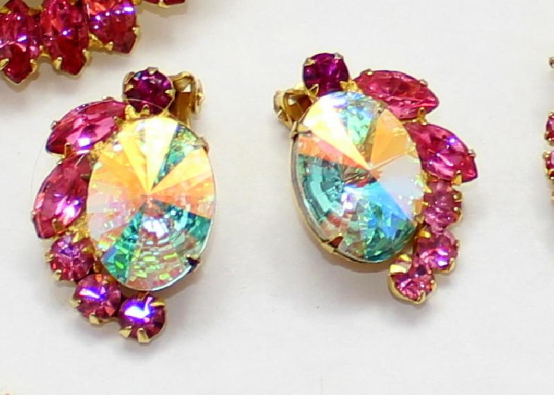 Front view of Pink Oval Rivoli/Margarita Earrings Clip