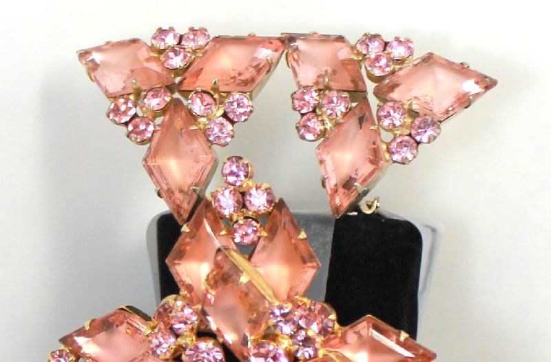 Front view of Pink Diamond Frosted Earrings Clip