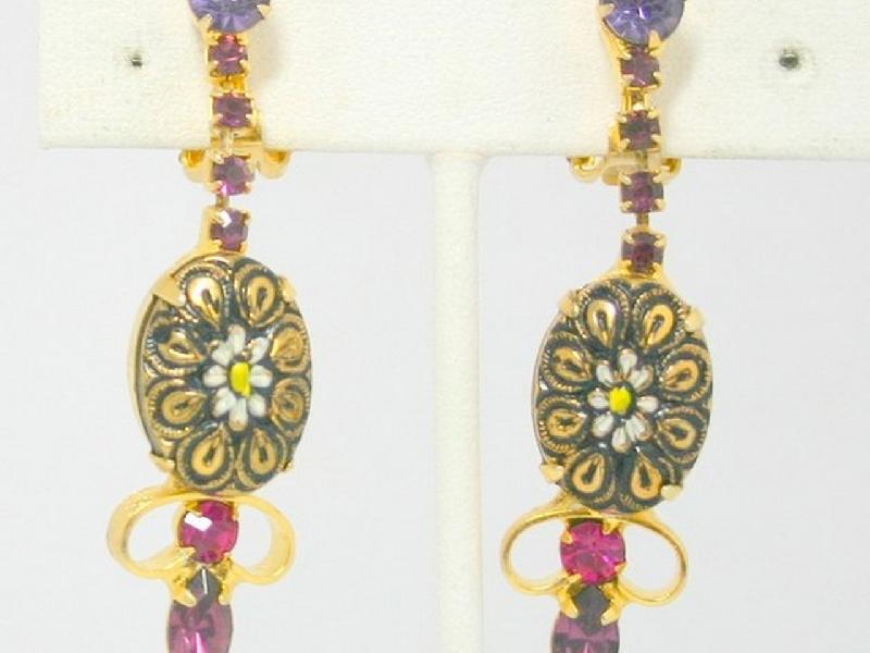 Front view of Multiple Colors Cabochons Molded/Cut Earrings Clip