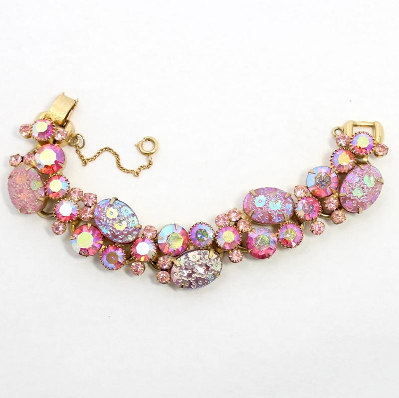 Front view of Pink Cabochons Molded/Cut Bracelet 5 Link