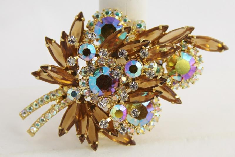 Front view of Topaz Navettes Brooch